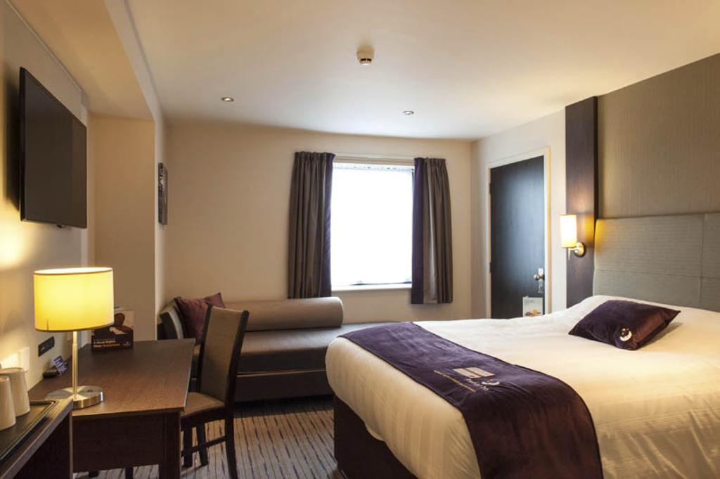 Premier Inn London Bexleyheath Ngoại thất bức ảnh
